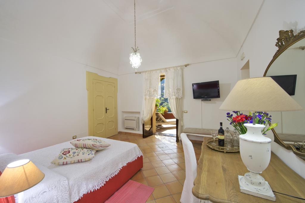 Casa Theodora Apartment Positano Room photo