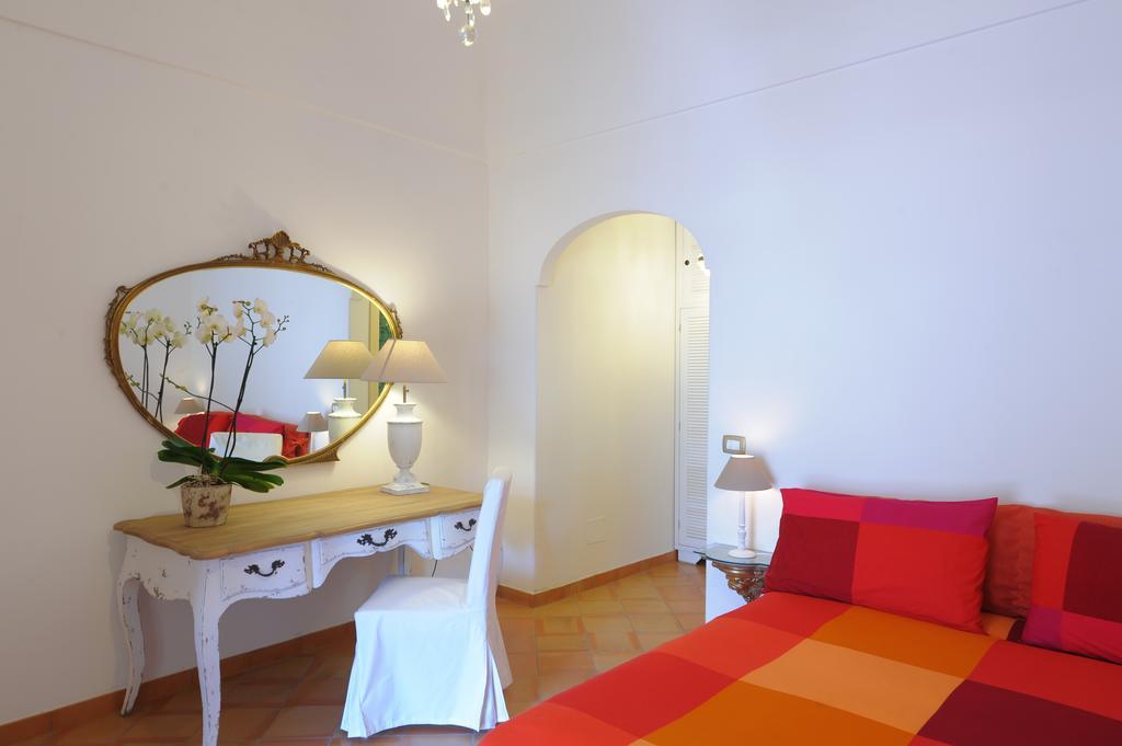 Casa Theodora Apartment Positano Room photo